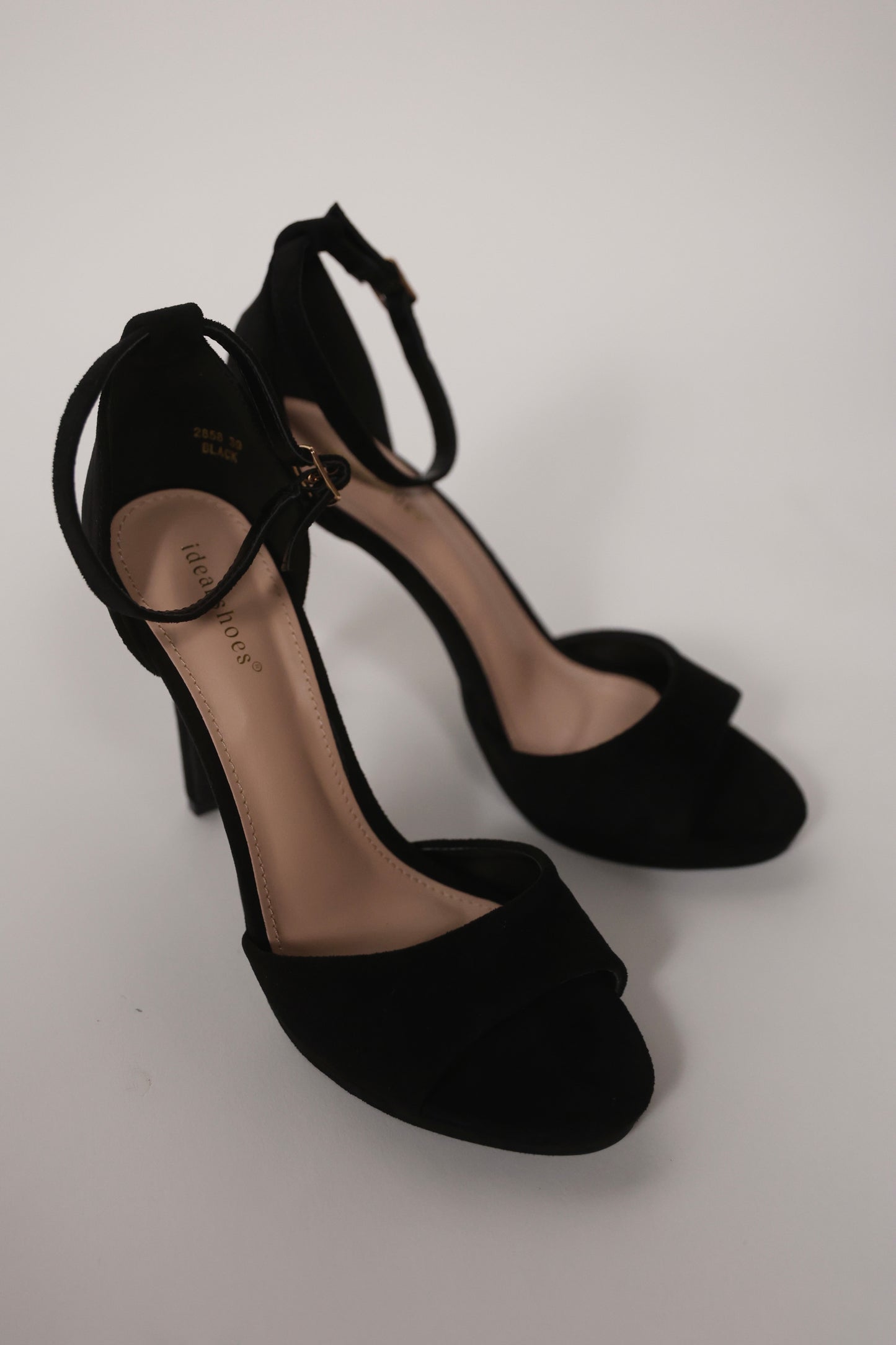 Sandales à talon noires